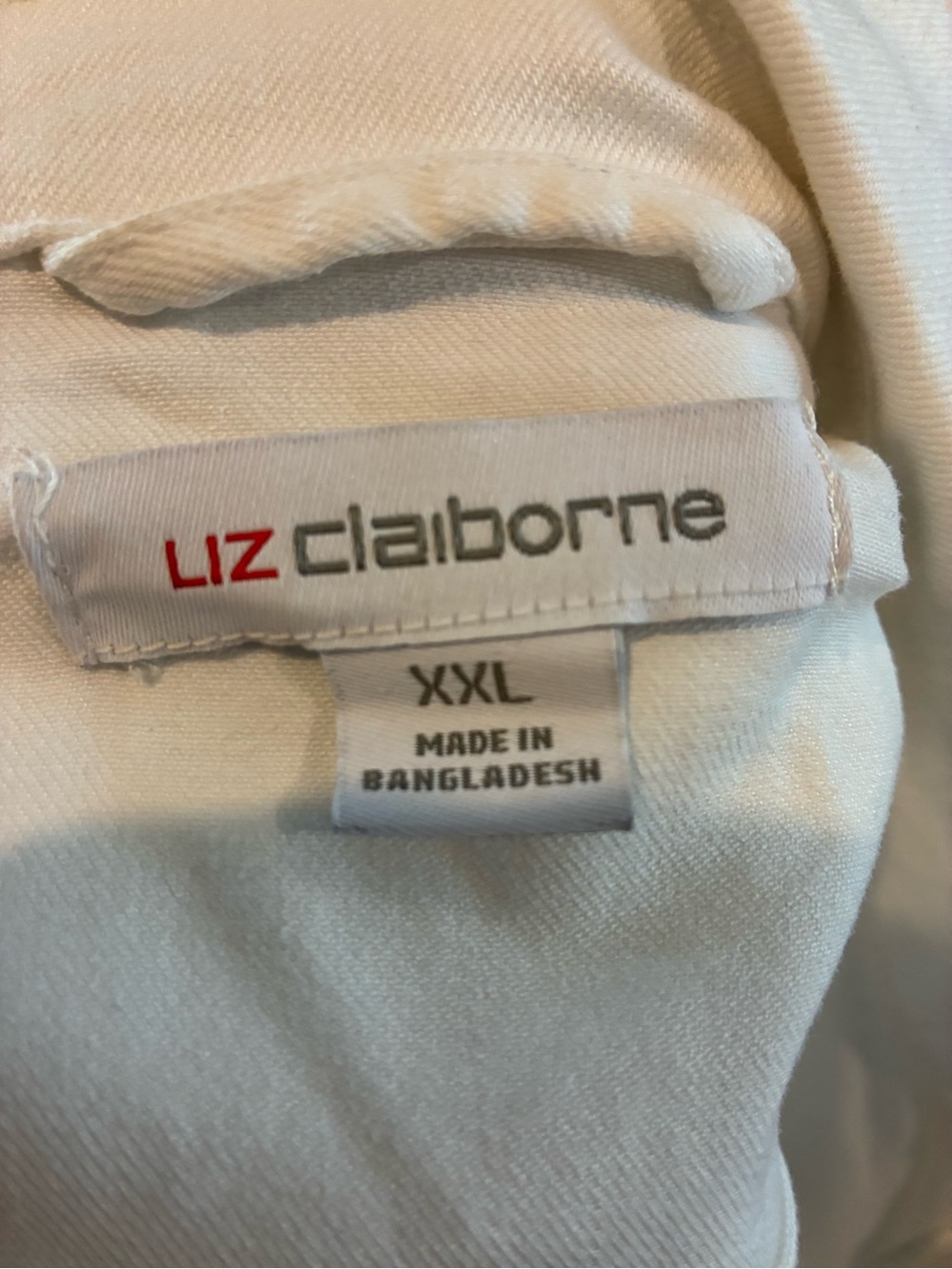 Liz Claiborne White Denim Jacket with Button Front - Picture 4 of 5